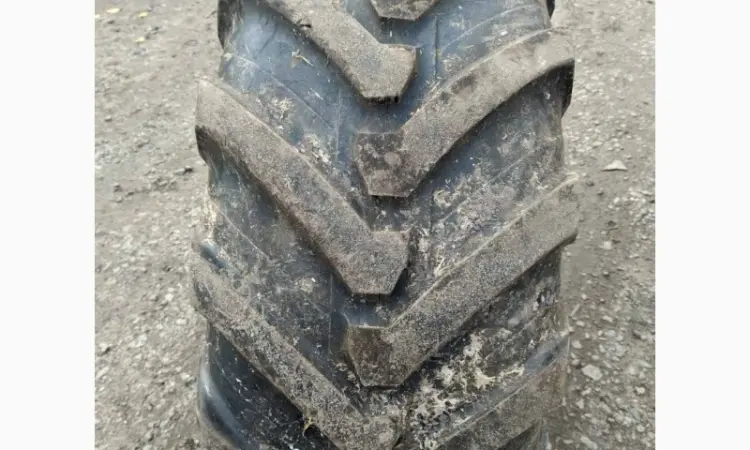 Бу шина 17.5R24 (460/70R24) Michelin XCML на маниту телескопический погрузчик - фото № 5