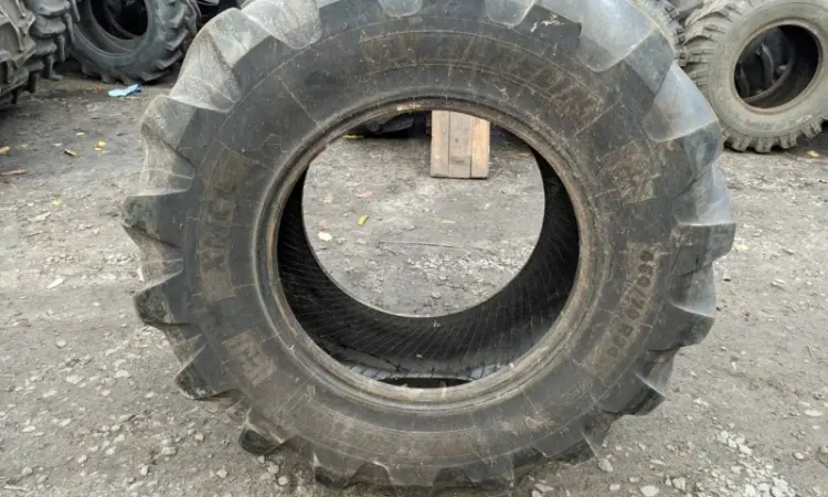 Бу шина 17.5R24 (460/70R24) Michelin XCML на маниту телескопический погрузчик - фото № 8