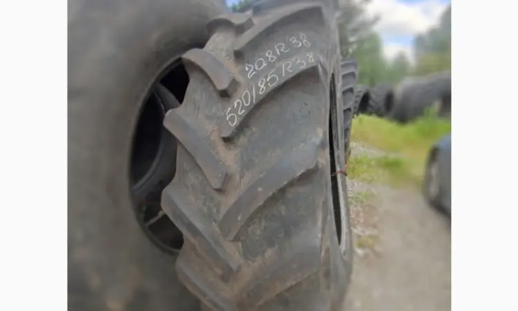 Бу шина 520/85R38 GoodYear - фото № 1