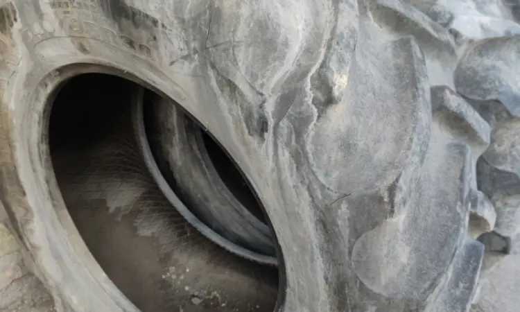 Бу шина 540/65R30 и 710/70R38 GoodYear Firestone для трактора John Deer - фото № 4
