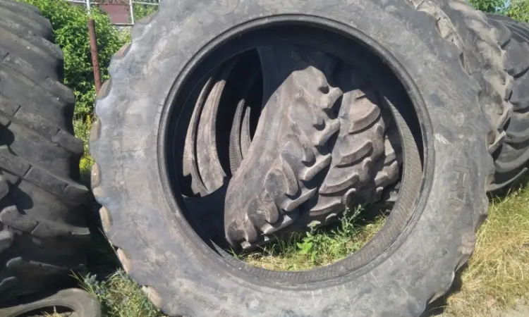 Бу шина на оприскувач 380/105R50 Firestone Тальное - фото № 3