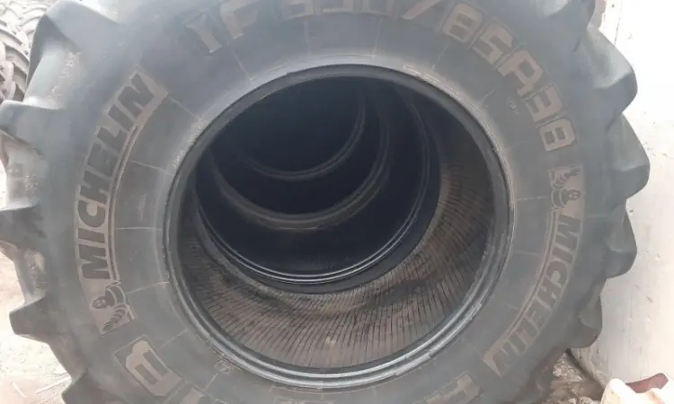 Бу шина IF 650/85R38 Michelin AxioBib (пара на трактор) 2016 - фото № 1