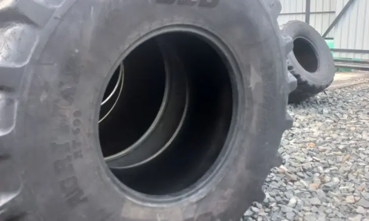 Б-у шина 650/75R32 (24.5-R32) BKT на комбайн - фото № 4