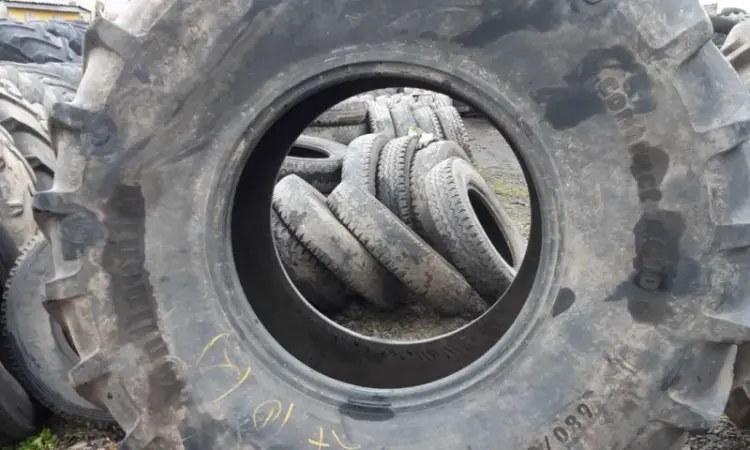 Бу шина 680/85R32 Continental - фото № 2