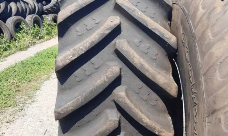 Бу шина 650/75R32 (24.5R32) BKT - фото № 1