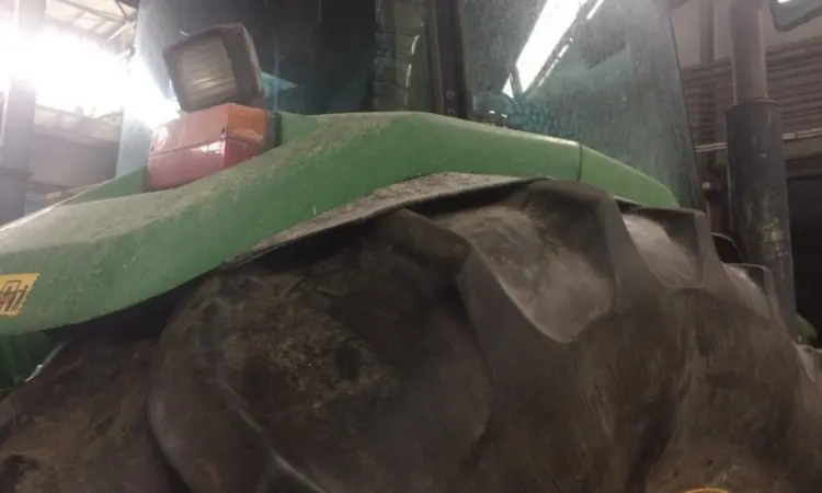 Бу колеса на John Deer 710/70R42 и 600/70R30 (шина + диск ориг.) - фото № 9