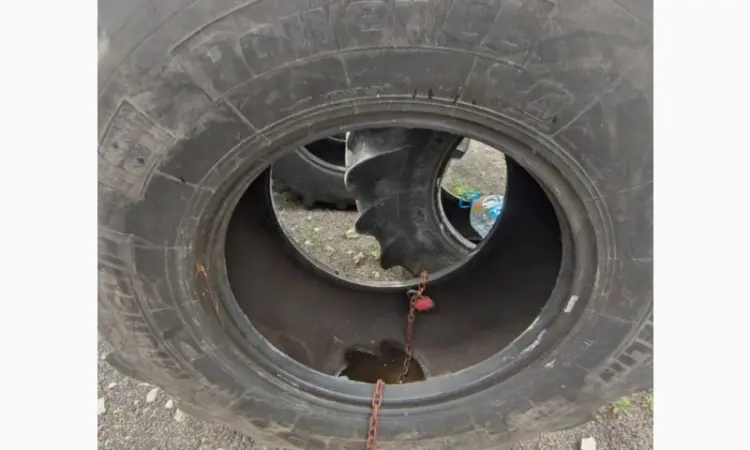Бу шина 440/80-24 Michelin power Cl - фото № 3