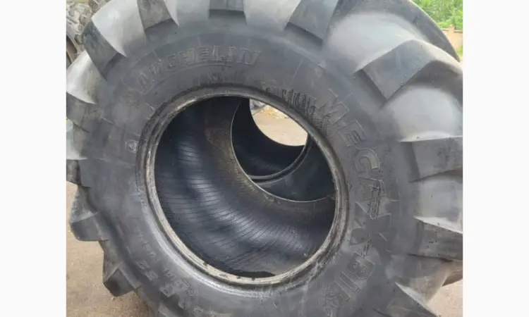 Бу шина 1050/50R32 Michelin MegaXbib (пара) - фото № 2