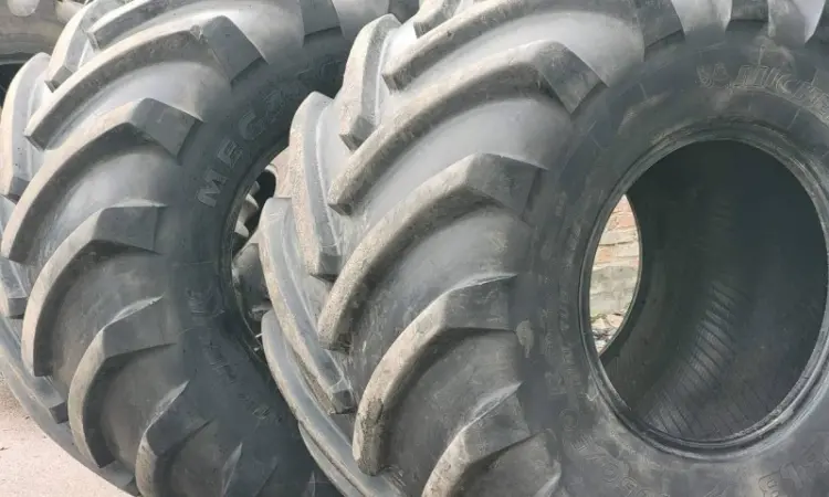 Бу шина 1050/50R32 Michelin MegaXbib (пара) - фото № 4