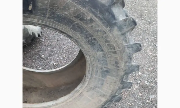 Бу шина 18.4-26 Michelin Power CL - фото № 2