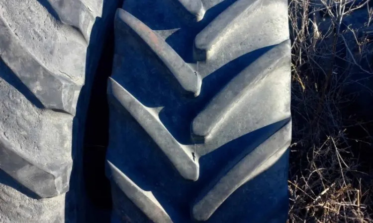 Бу шина 540/65R34 Michelin - фото № 1