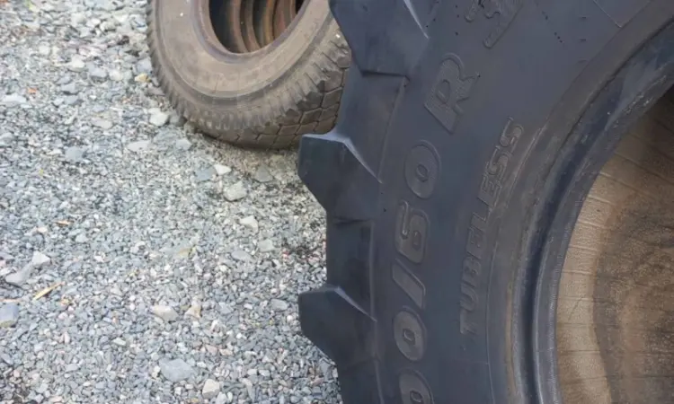 Шина 900/60r32 TRELLEBORG TM2000 - фото № 2