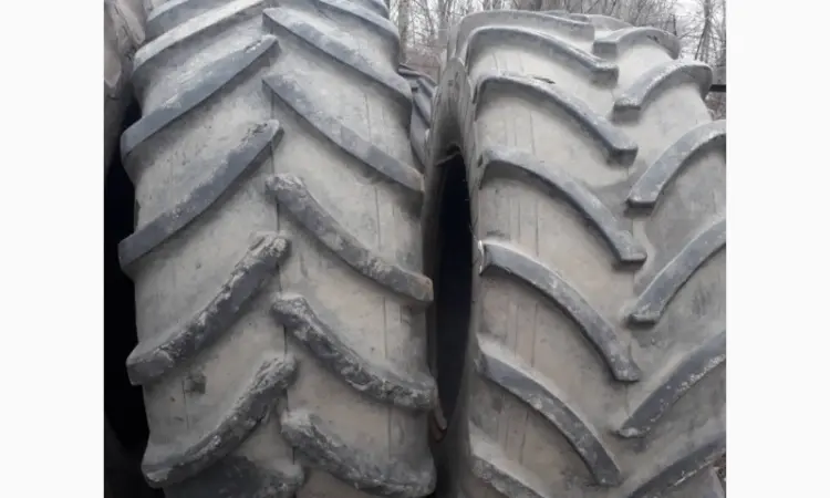Б/у шина 710/70R38 для трактора JD Case - фото № 1