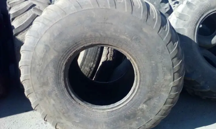 Продам б/у шины 750/70R26 - фото № 2