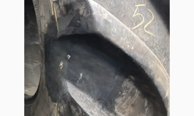 Б/у шина Michelin 1050/50R32 - фото № 2