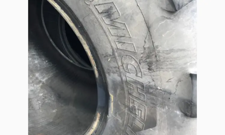 Б/у шина Michelin 1050/50R32 - фото № 4