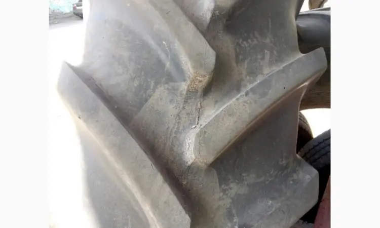 Б/у шина 520/85R38 (20.8-38) Michelin - фото № 1