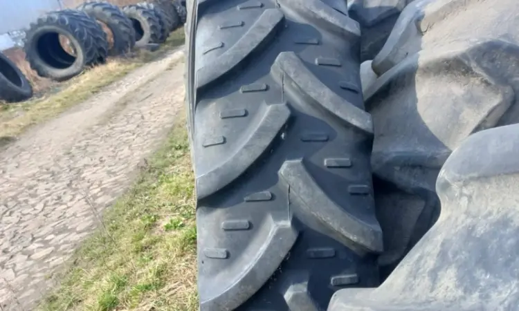 Бу шина 300/95r46 Kleber на опрыскиватель - фото № 1