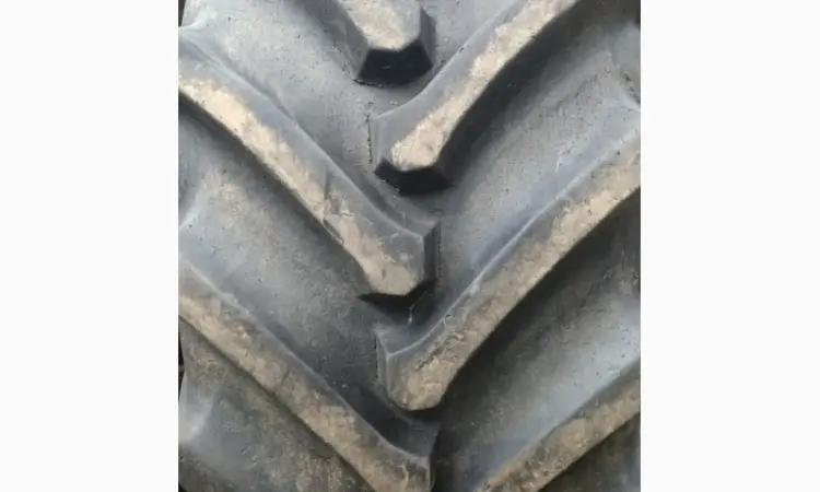 Б/у шина 650/75R32 Starmaxx - фото № 2