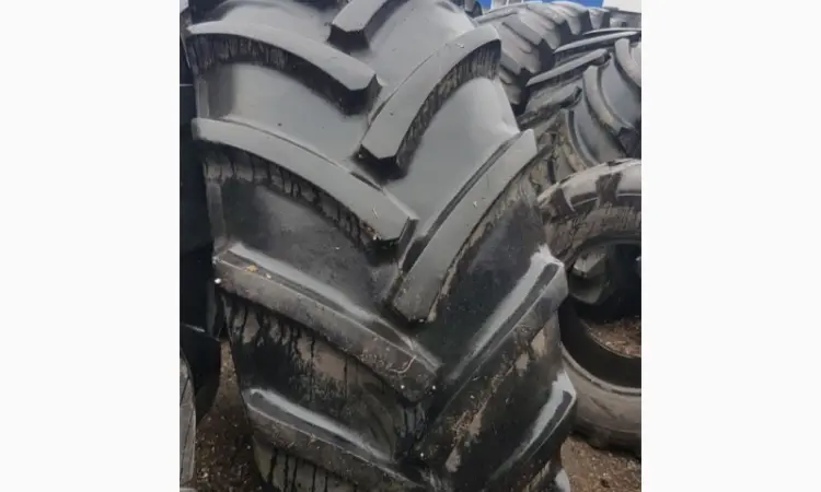 Бу шина (24.5-R32) Continental на комбайн р32 колесо - фото № 4