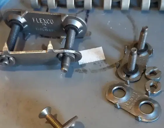 Механічні з'єднувачі Flexco Bolt Solid Plate 2" - фото № 2