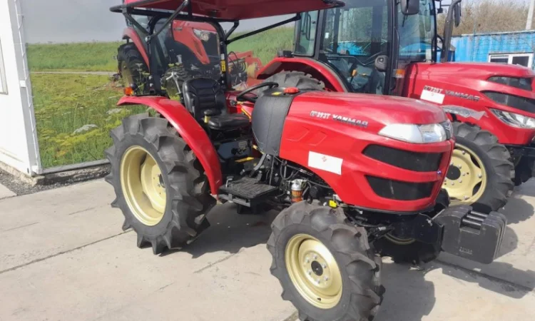 Козирьок ( дашок) для міні-тракторів Yanmar - фото № 1