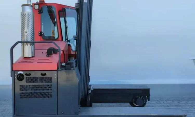 Навантажувач 5т. Combilift C5000 чотирьохходовий для довгих вантажів - фото № 5
