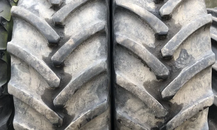 Шини 480/65R28 Mitas  для сільгосптехніки - фото № 4