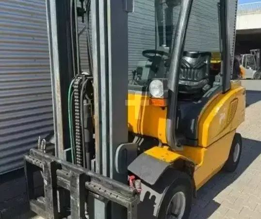 Навантажувач вилковий 3т. Jungheinrich TFG30 газ 4710 мм підйом - фото № 1