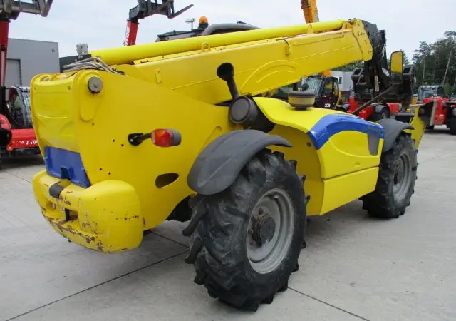 Спецтехника б/у. Телескопический погрузчик Manitou MT 1840 - фото № 14
