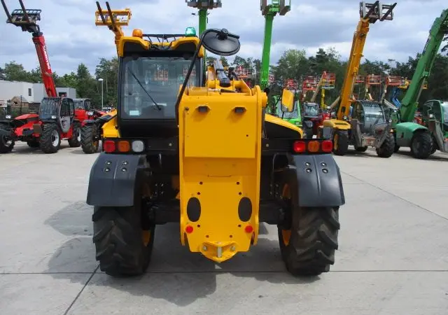 Спецтехника. Телескопический погрузчик JCB 535-95 - фото № 5