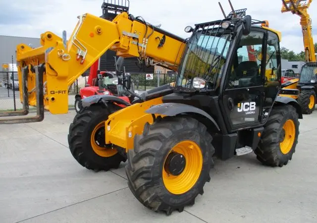 Спецтехника. Телескопический погрузчик JCB 535-95 - фото № 16