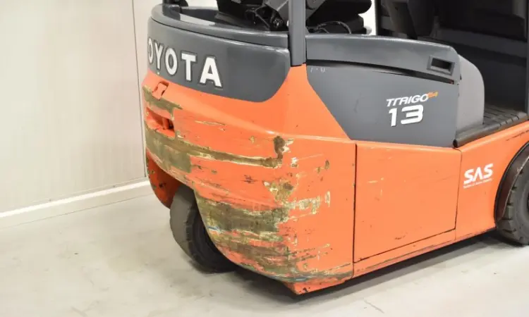Вилочный погрузчик Toyota 7FBEST13 - фото № 6