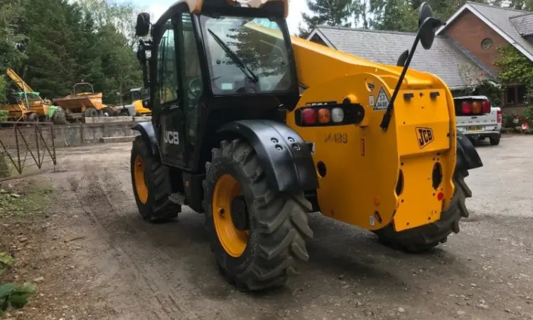Телескопический погрузчик JCB 531-70. Спецтехника б/у - фото № 2