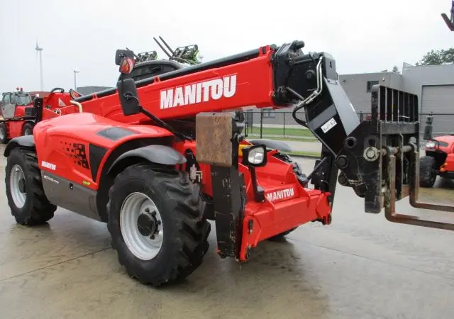 Телескопический погрузчик Manitou MT 1440 Easy - фото № 5