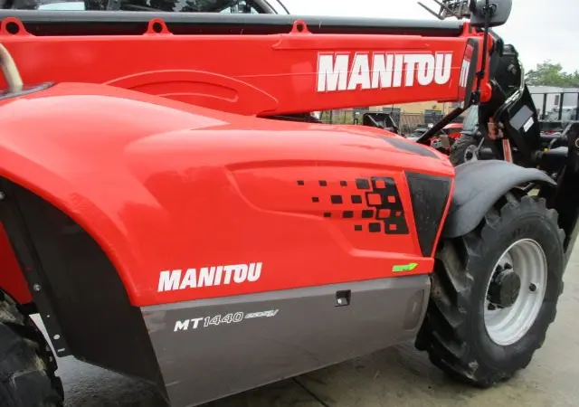 Телескопический погрузчик Manitou MT 1440 Easy - фото № 3