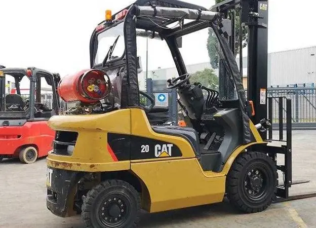 Вилочный погрузчик CAT Lift Trucks GP20N - фото № 2