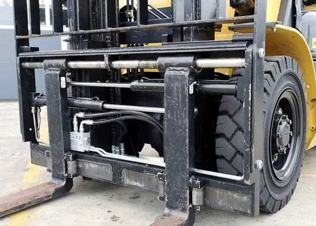 Вилочный погрузчик CAT Lift Trucks GP20N - фото № 3