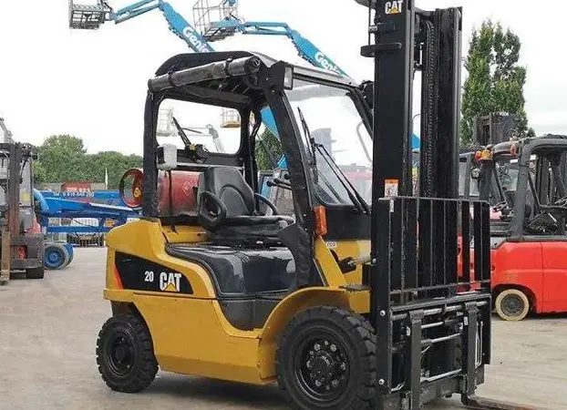Вилочный погрузчик CAT Lift Trucks GP20N - фото № 7