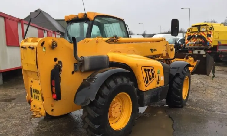 Телескопический погрузчик JCB 533-105 2004 года - фото № 4