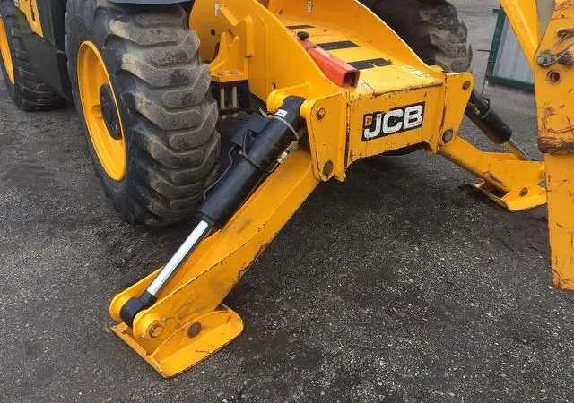 Телескопический погрузчик JCB 535-140. Один владелец - фото № 13