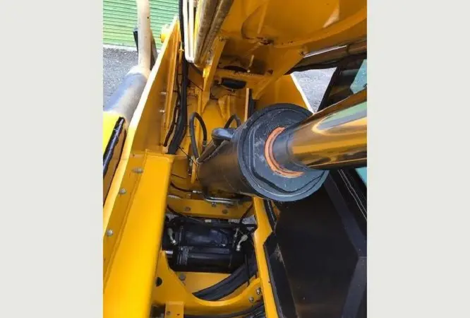 Телескопический погрузчик JCB 535-140. Один владелец - фото № 5