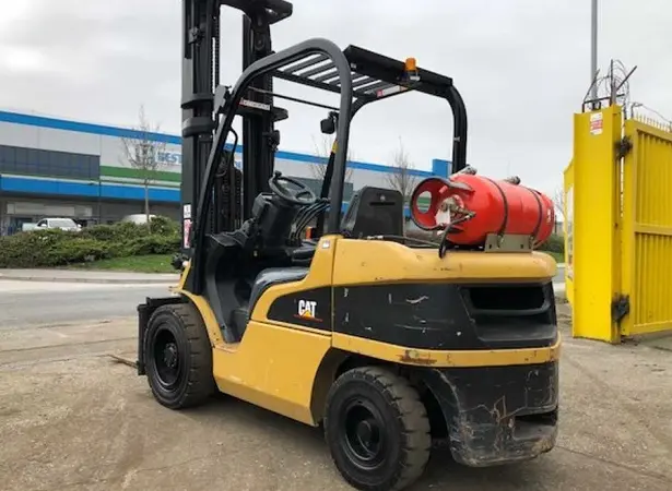 Вилочный погрузчик Cat Lift Trucks GP35N - фото № 4