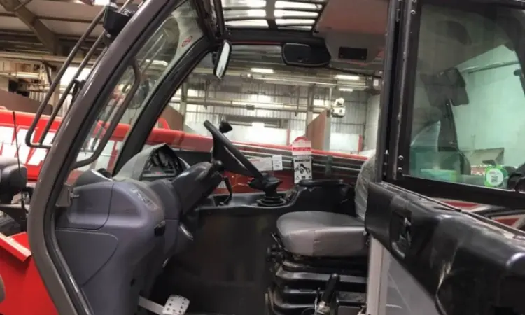 Телескопический погрузчик Manitou MT 732 2016 года - фото № 8