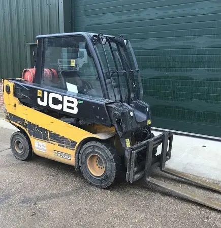 Вилочный погрузчик JCB TLT 25G - фото № 2