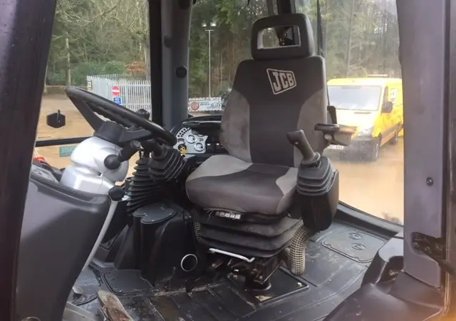 Экскаватор Погрузчик JCB 3CX 100 л.с. от официала - фото № 3