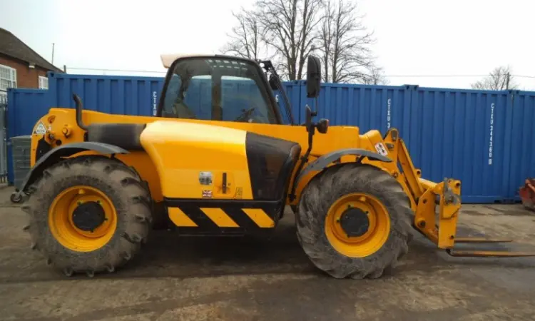 Телескопический погрузчик JCB 531-70 в Киеве - фото № 1