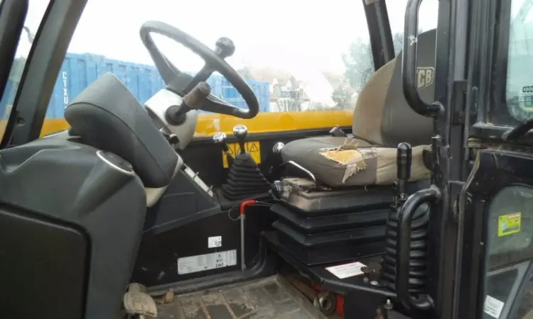 Телескопический погрузчик JCB 531-70 в Киеве - фото № 7