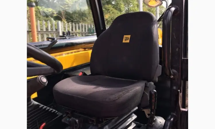 Телескопический погрузчик JCB 535-95 2013 года. Телескопический погрузчик б/у - фото № 3