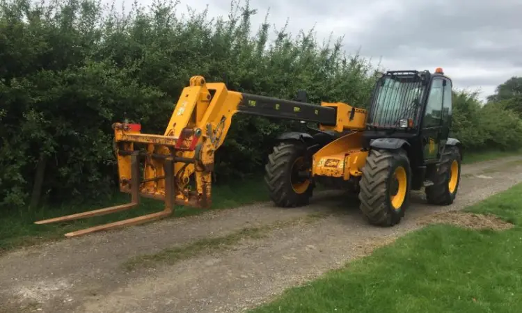 Телескопический погрузчик JCB 531-70 2010 года - фото № 3